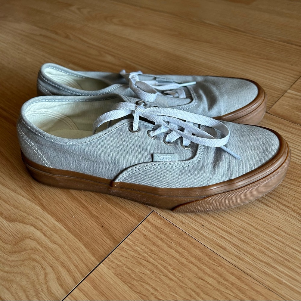 Vans Gum High Rise Sneakers Men’s 6 Women’s 7.5